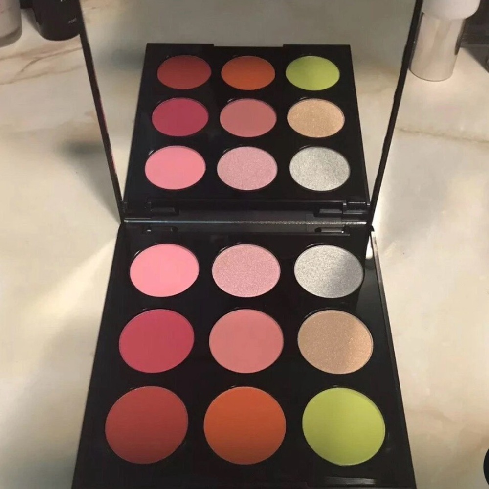 Morphe 9H HOT FOR HUE EYESHADOW Palette
